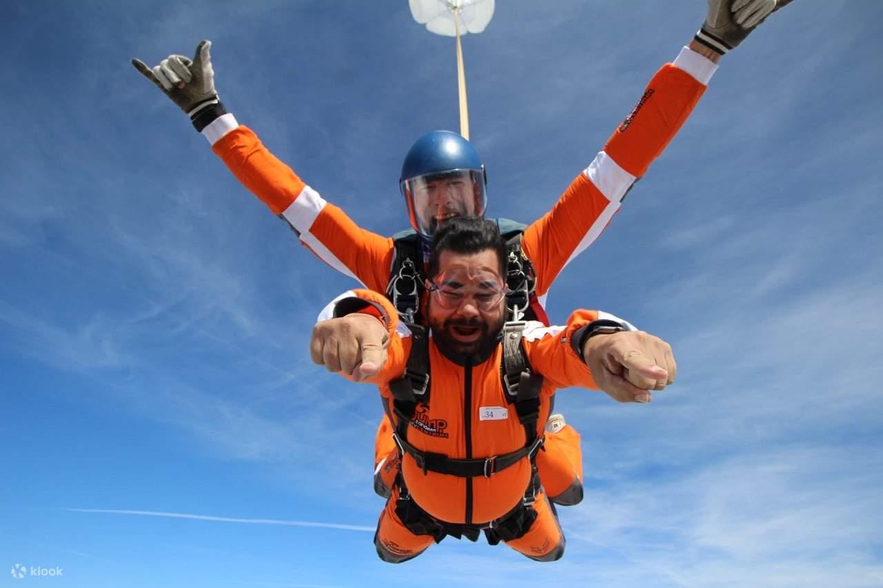 Experience the Thrill: Tandem Skydiving Adventures